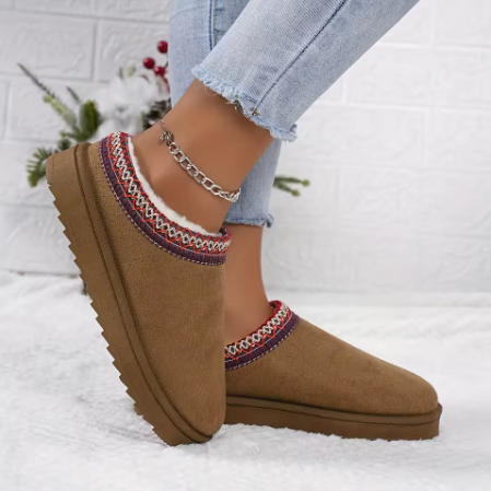 Fluffy warm slippers chocolat